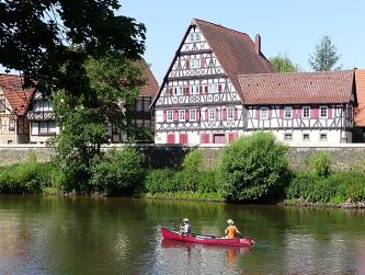 Dürrmenz, Fachwerkhaus an der Enz